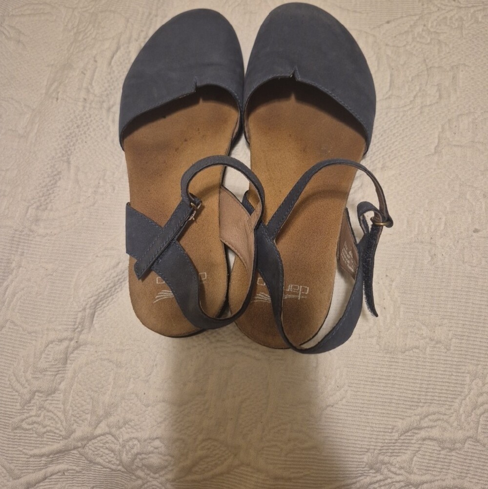 Dansko Blue Leather Closed-Toe Slingback Clogs, Size 40 - Picture 4 of 6